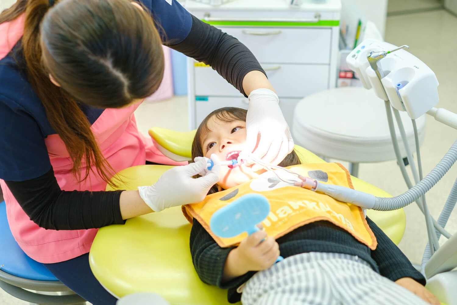 お子様の歯の「治療」について